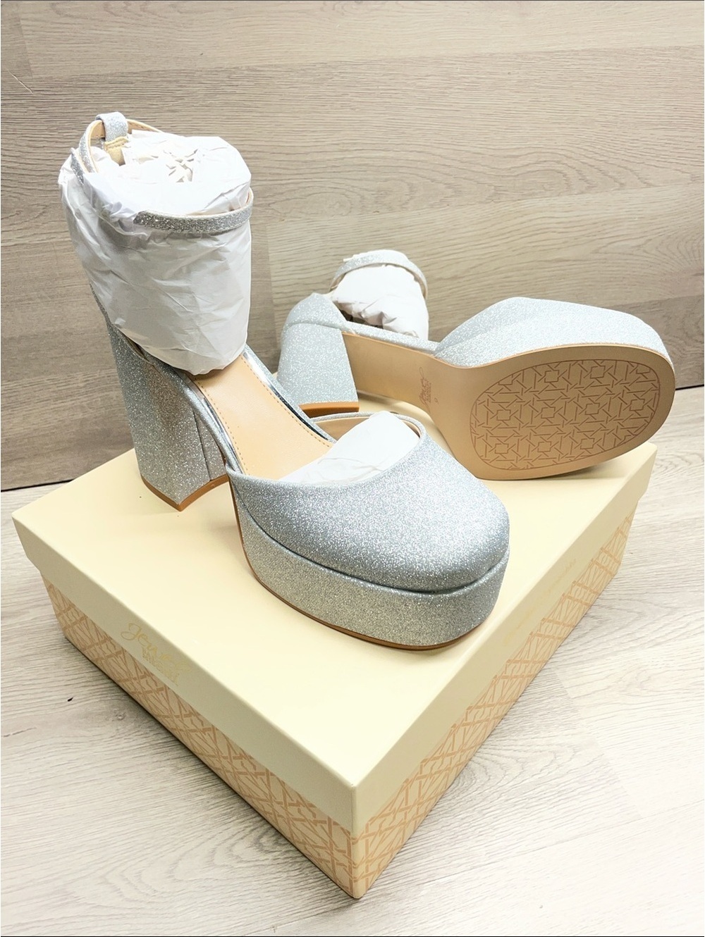 Badgley Mischka Silver Glitter Platform Block Heel Sandals with Ankle Strap #244